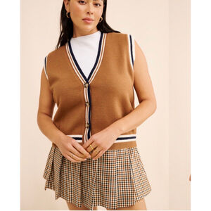 Anthro Flat White Stripe Detail Vest XL EUC
